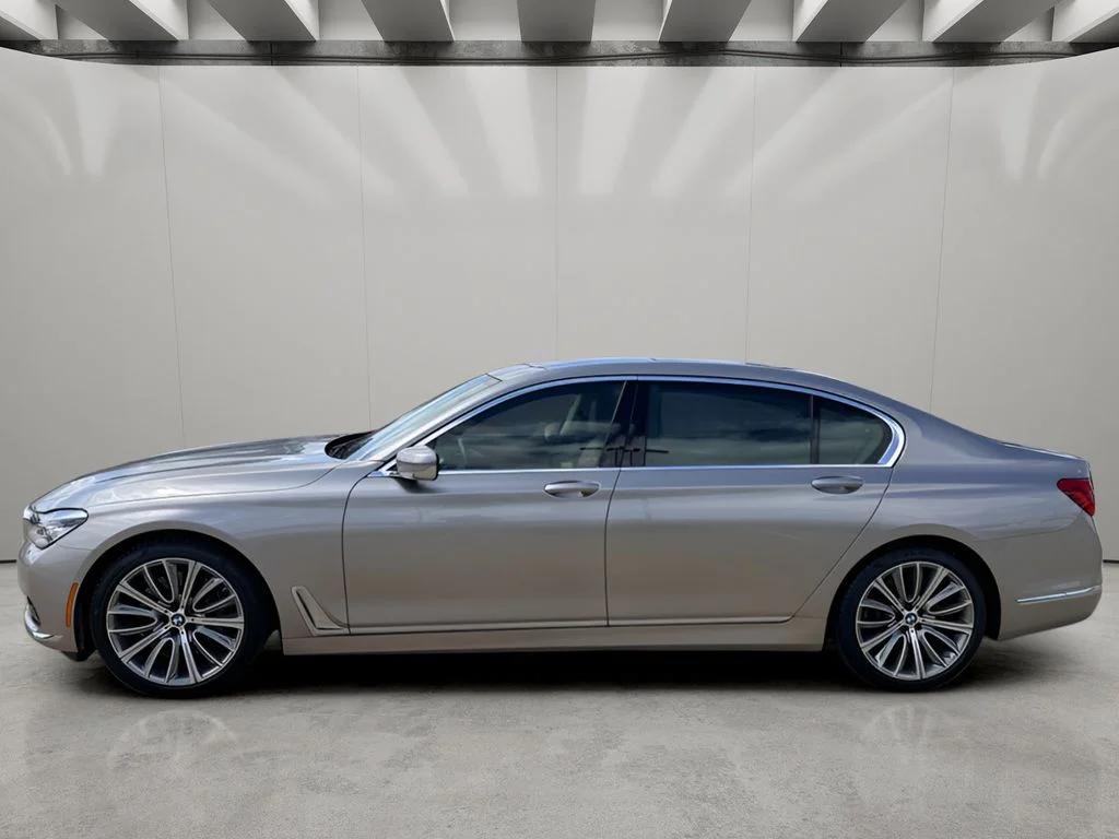 bmw 7 series 2018 WBA7F0C50JGM23784 image bmw 7 series 2018 WBA7F0C50JGM23784 image